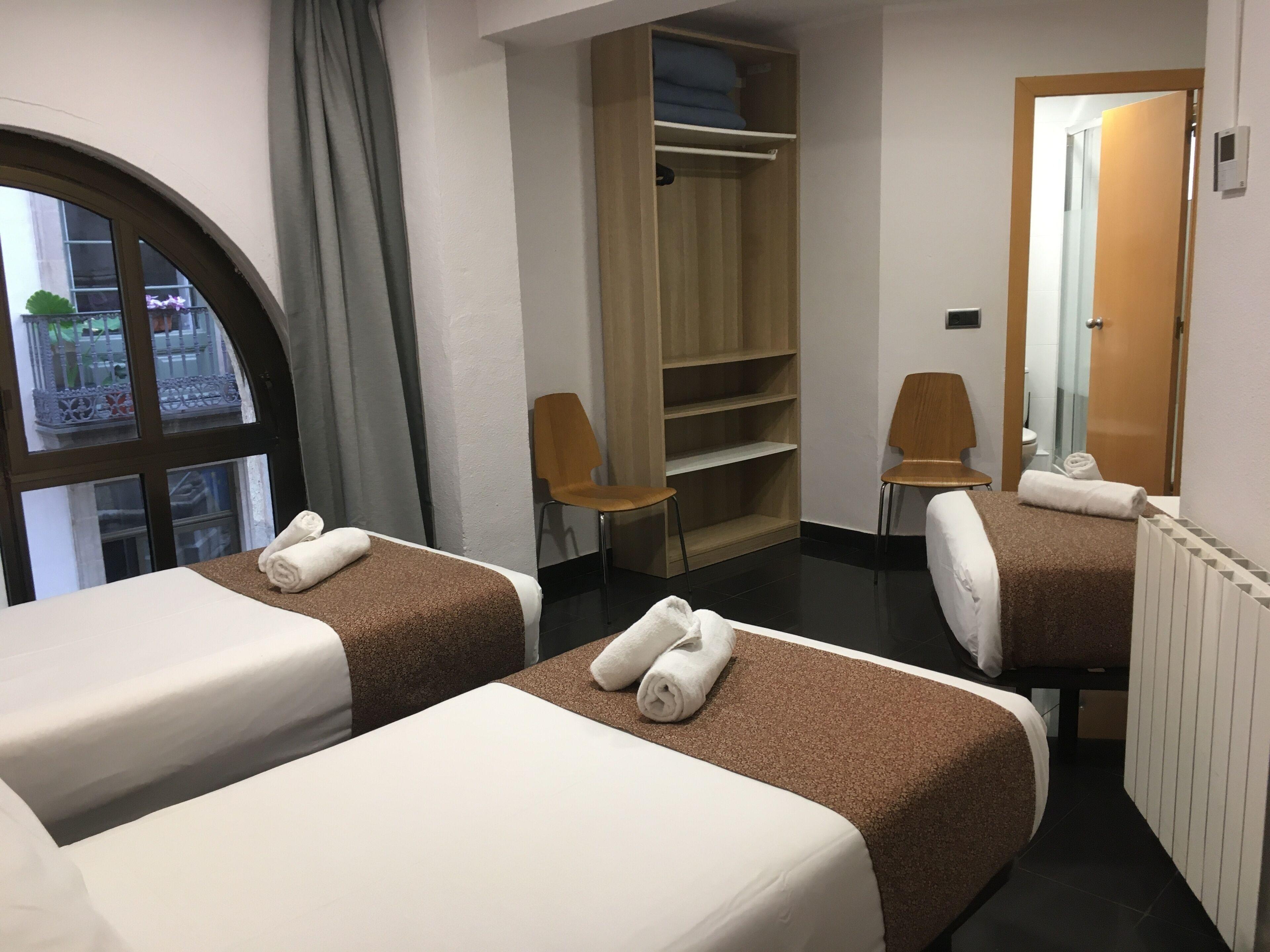 Hostal Levante Barcelona — Photos 3